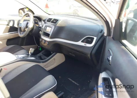 2015 Dodge Journey Sxt z USA, uszkodzony, nr VIN 3C4PDCBG9FT669099